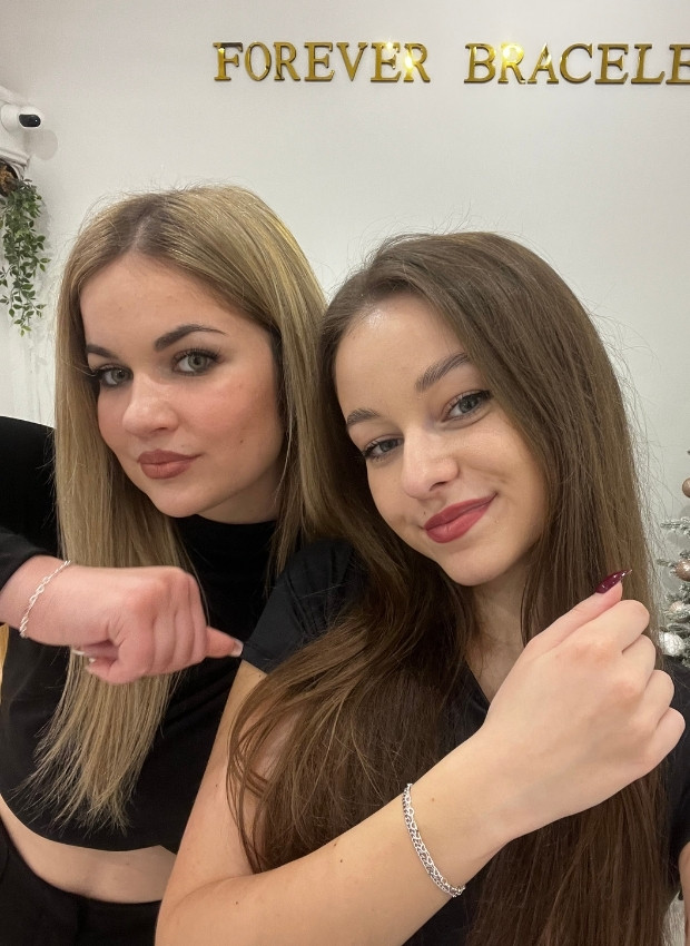 Örökre rajta marad