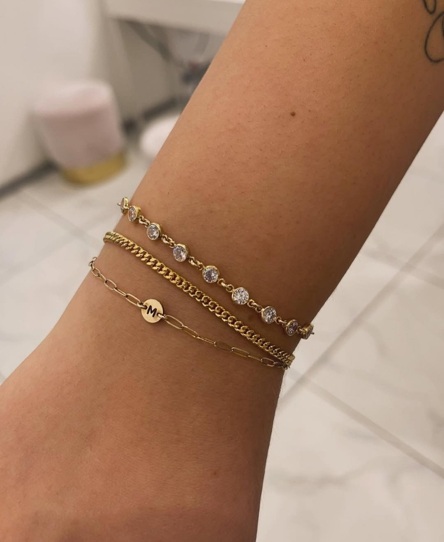 Limitált charmos örök karkötő